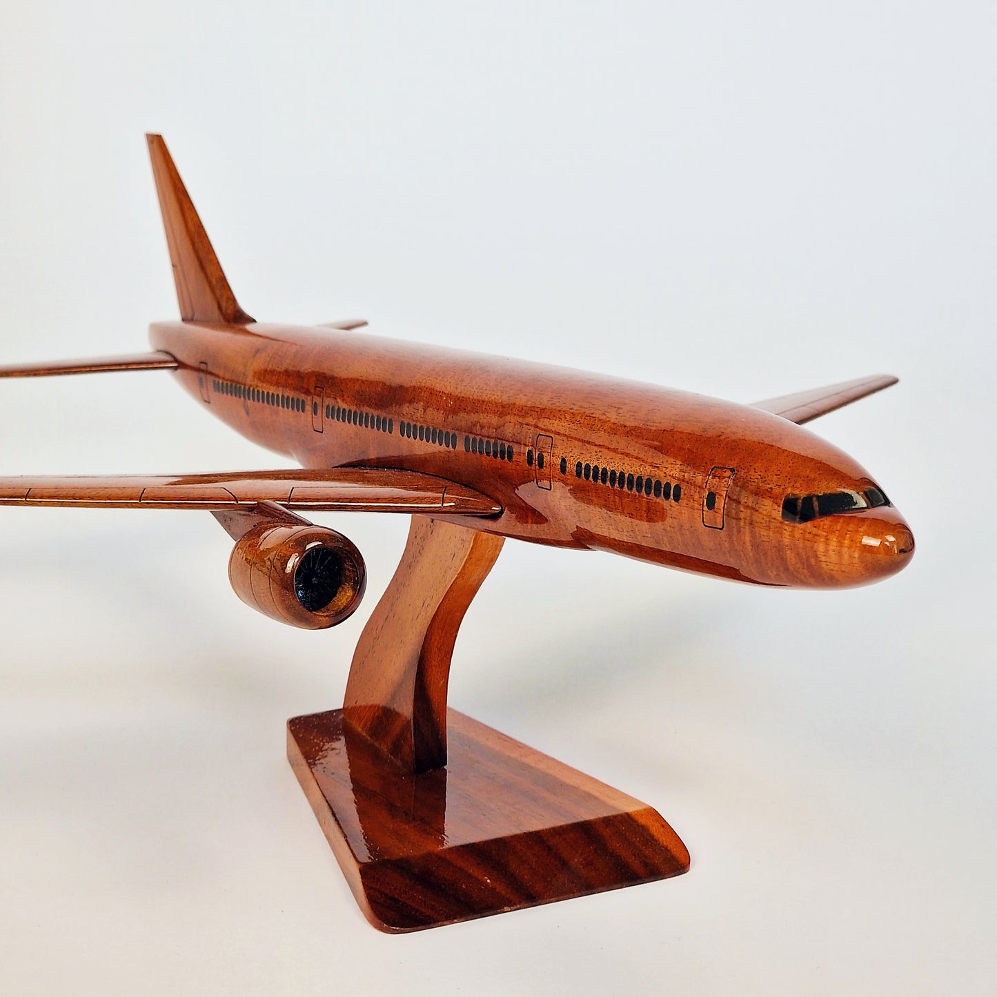 Boeing 777